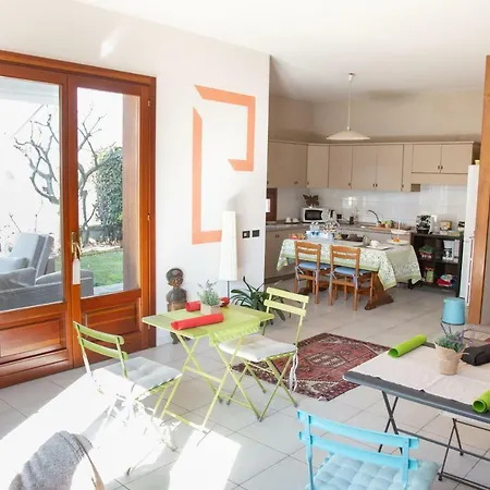Faggio Rosso Bed & Breakfast Roncadelle